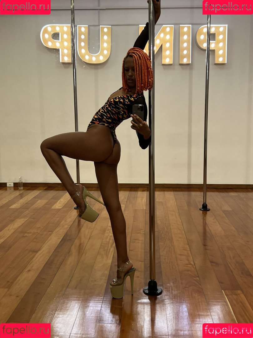 Muse Maya Onlyfans Photo Gallery 