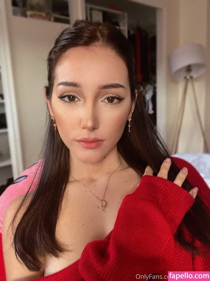 Nina Lima Onlyfans Photo Gallery 