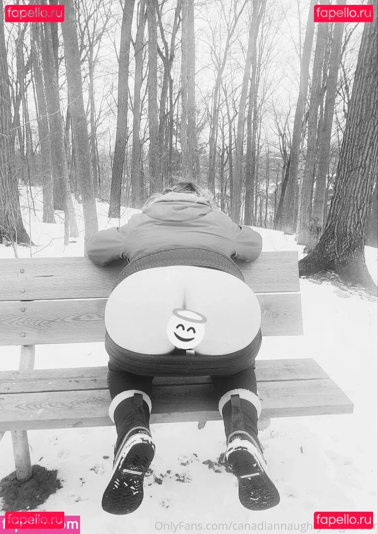 canadiannaughtyneighbour Onlyfans Photo Gallery 