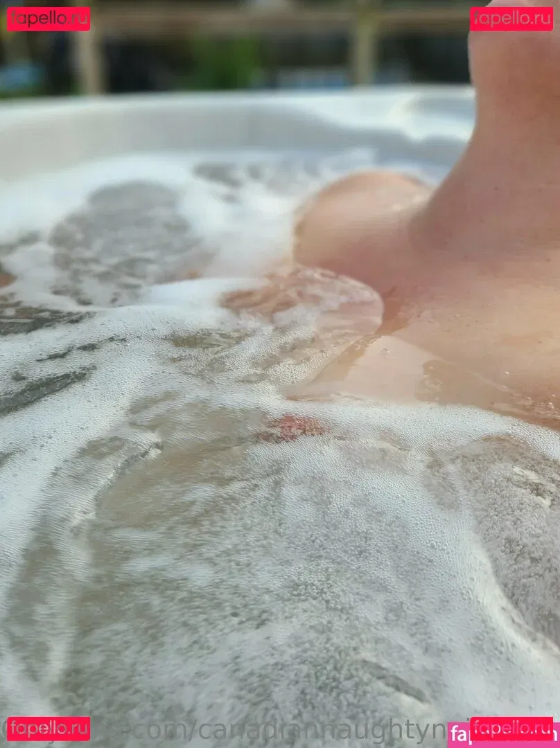 canadiannaughtyneighbour Onlyfans Photo Gallery 