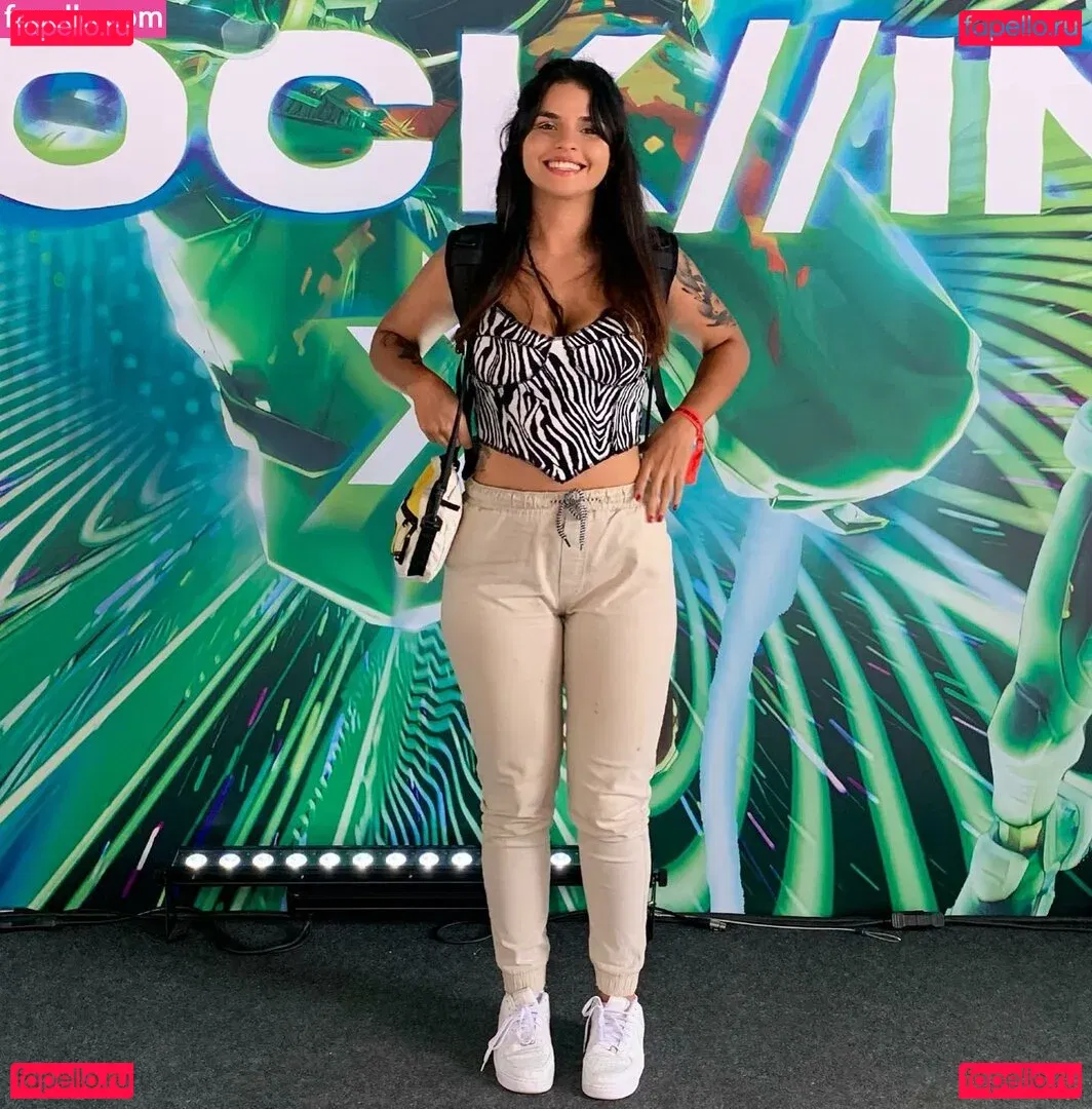 Robertinha Onlyfans Photo Gallery 