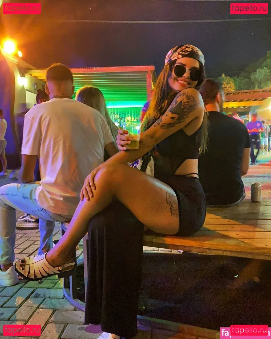 Robertinha Onlyfans Photo Gallery 