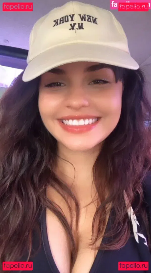 Robertinha Onlyfans Photo Gallery 