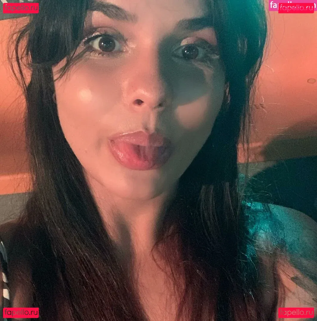 Robertinha Onlyfans Photo Gallery 