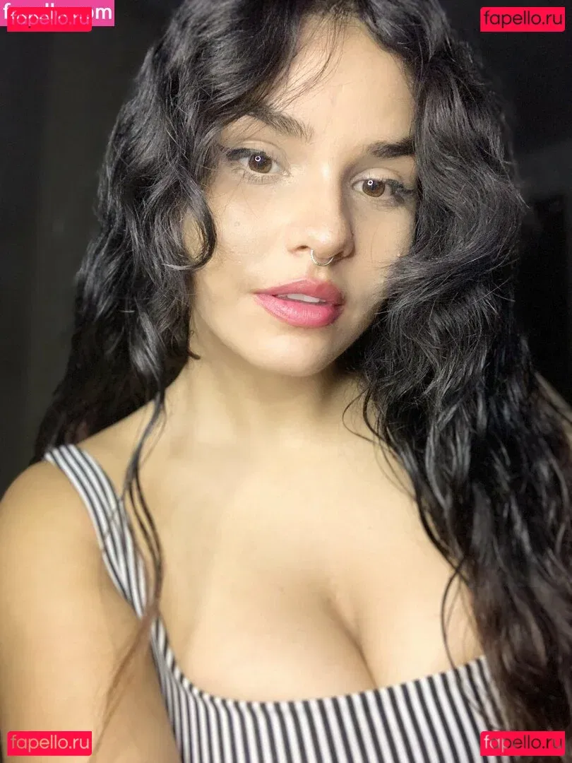 Robertinha Onlyfans Photo Gallery 