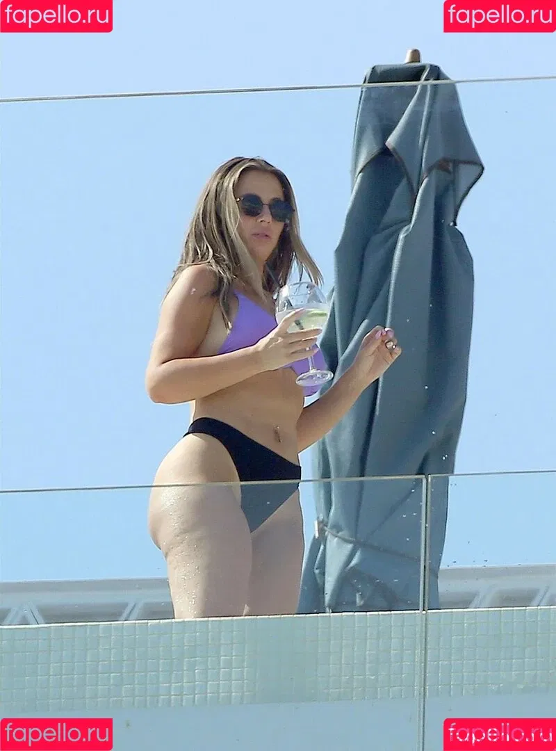 Holly Hagan Onlyfans Photo Gallery 