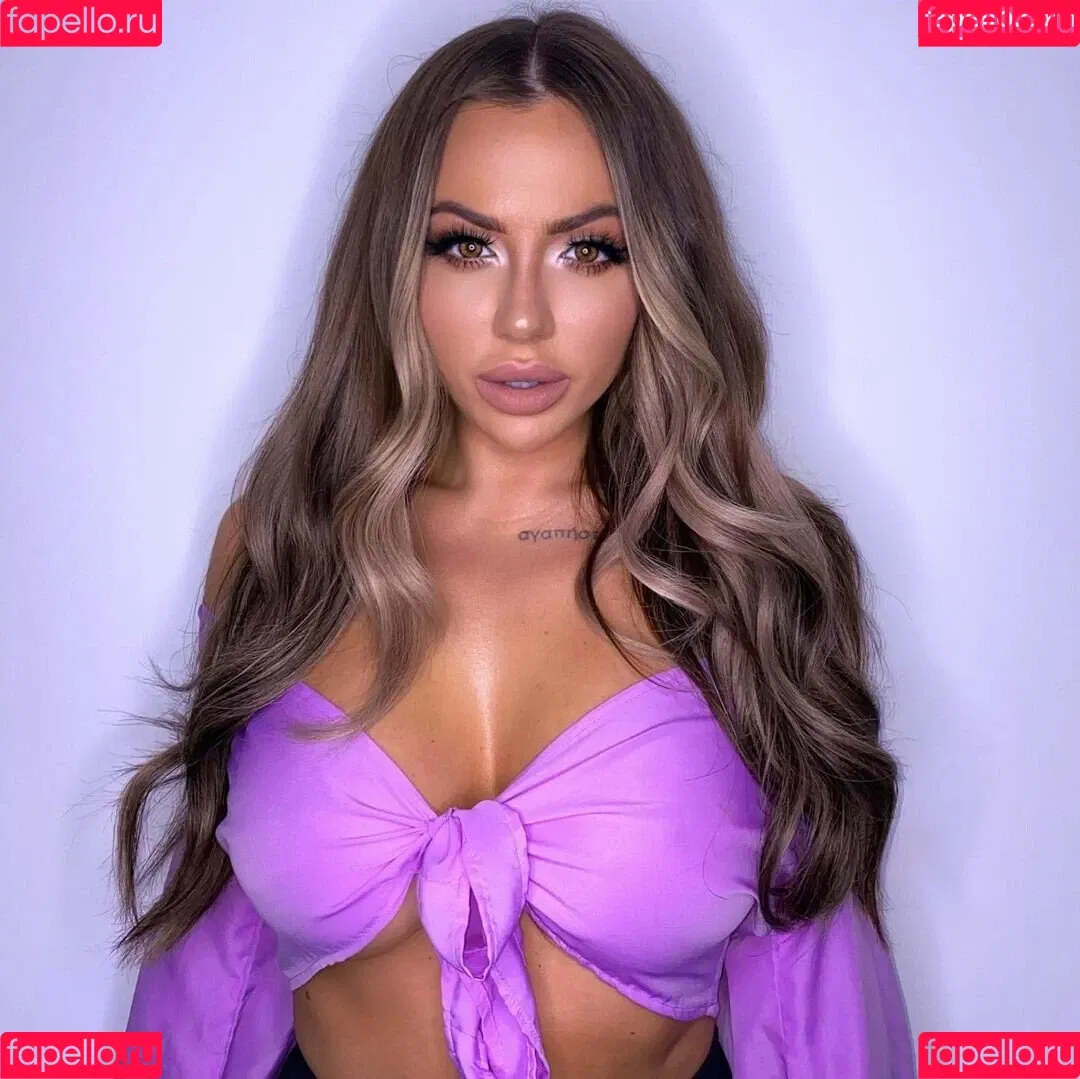Holly Hagan Onlyfans Photo Gallery 