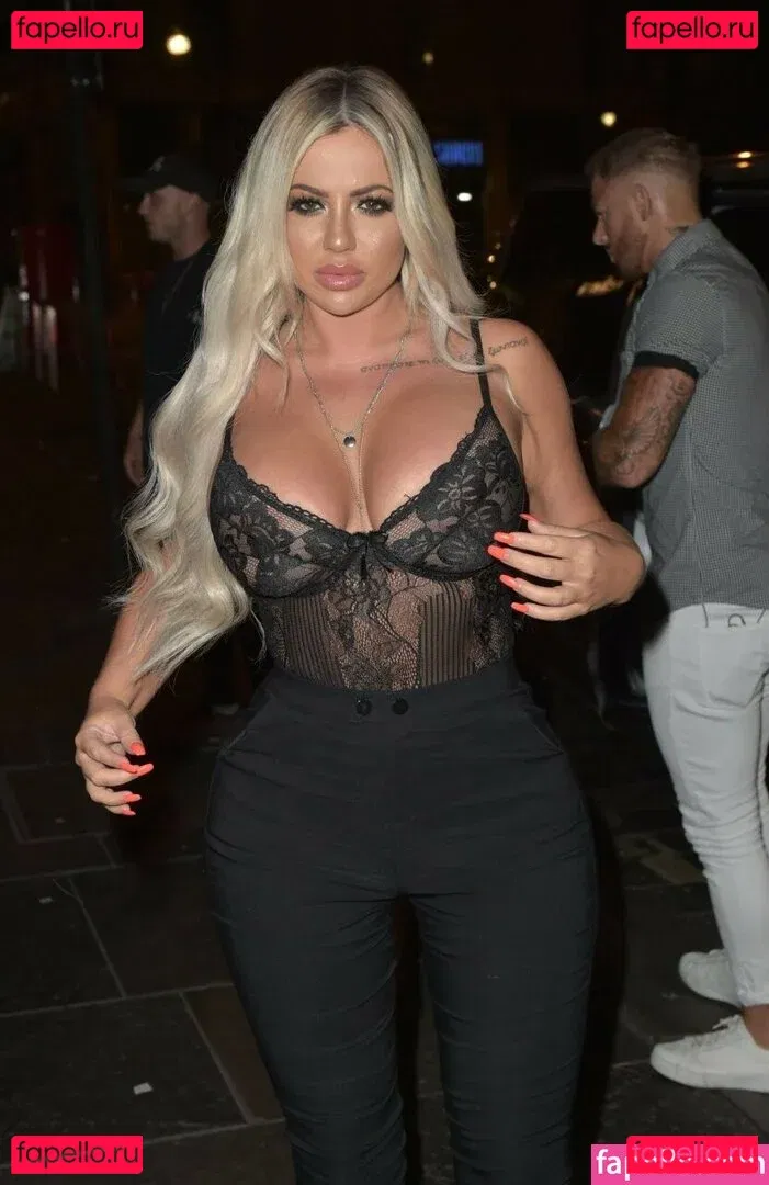 Holly Hagan Onlyfans Photo Gallery 