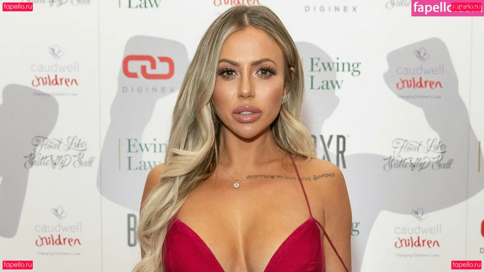 Holly Hagan Onlyfans Photo Gallery 