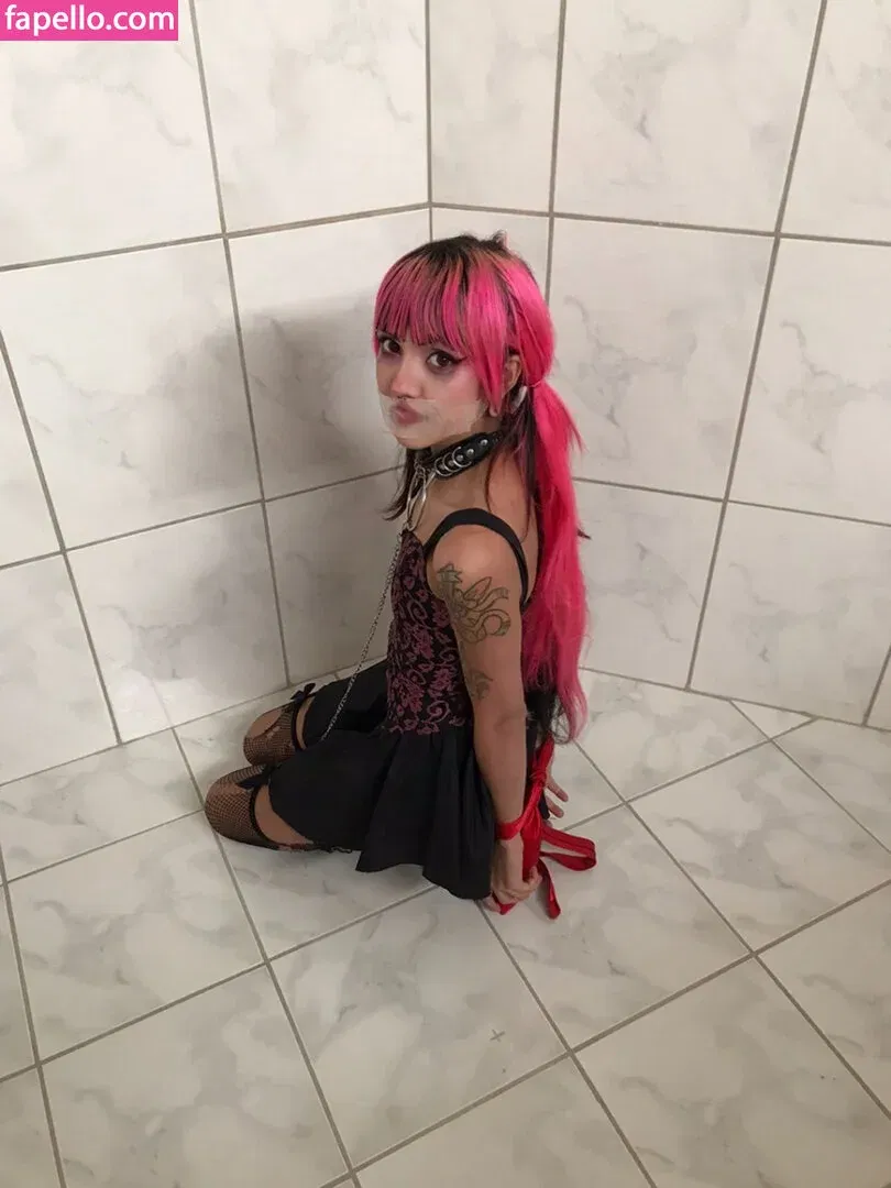 YoiFox Onlyfans Photo Gallery 