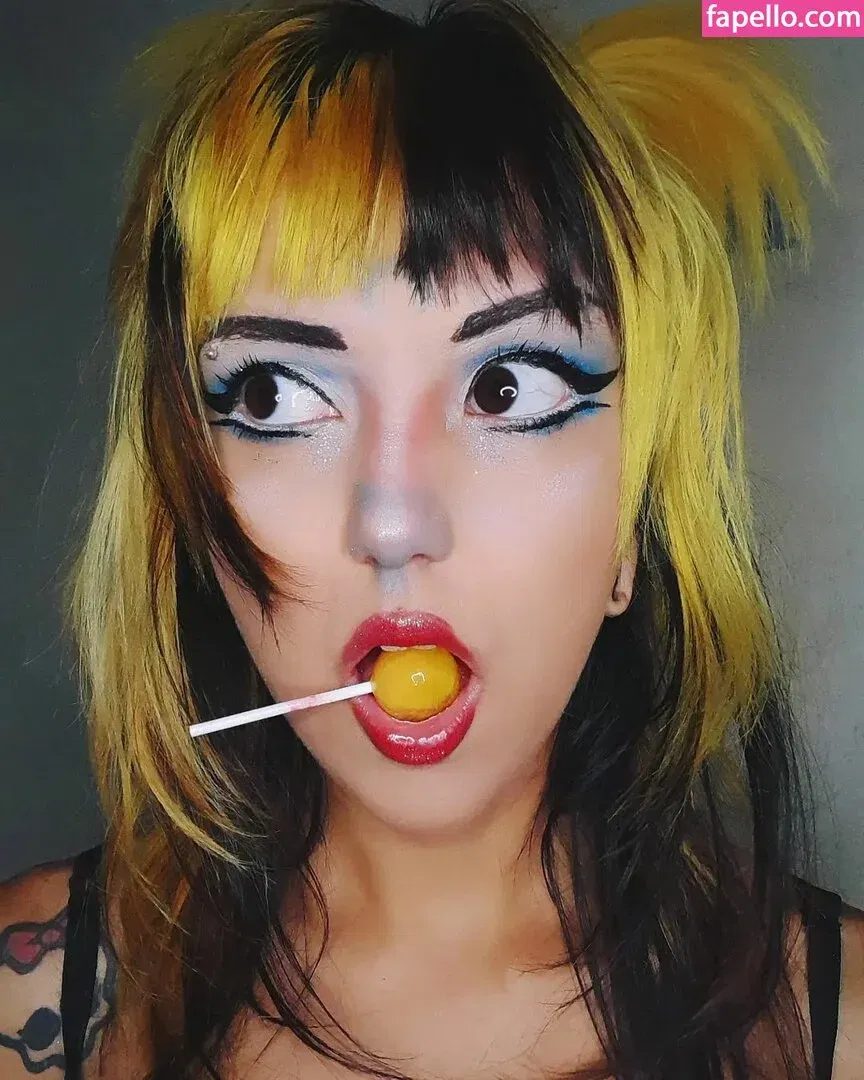 YoiFox Onlyfans Photo Gallery 