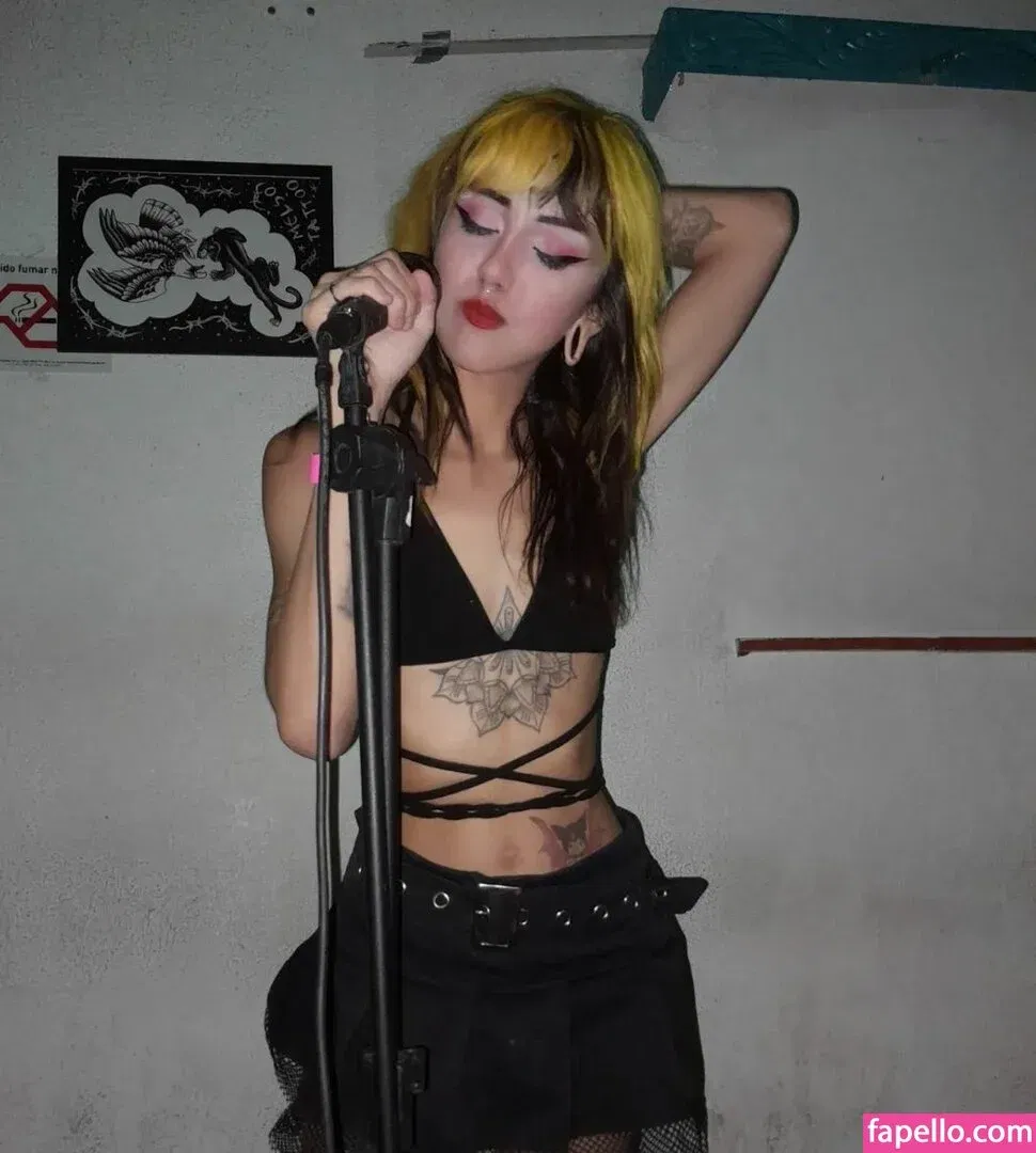 YoiFox Onlyfans Photo Gallery 