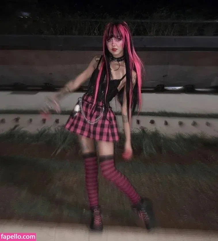 YoiFox Onlyfans Photo Gallery 