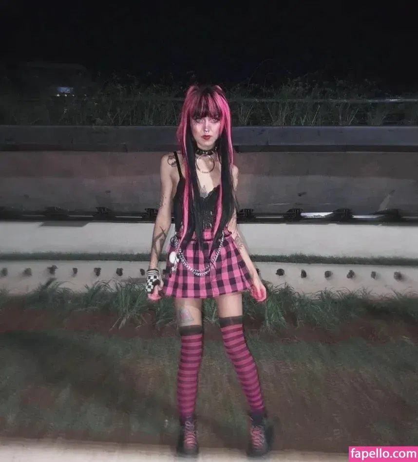 YoiFox Onlyfans Photo Gallery 