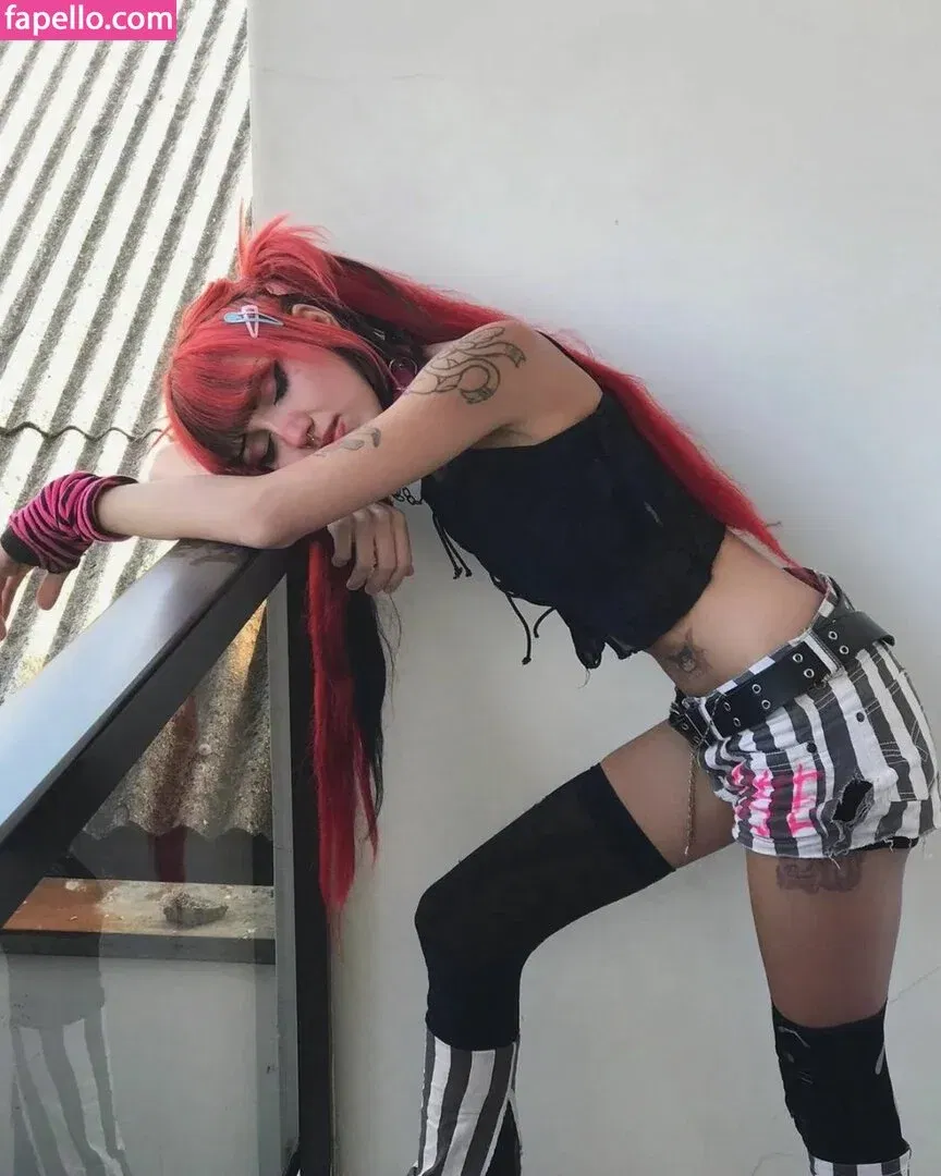 YoiFox Onlyfans Photo Gallery 