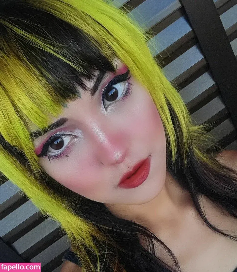 YoiFox Onlyfans Photo Gallery 