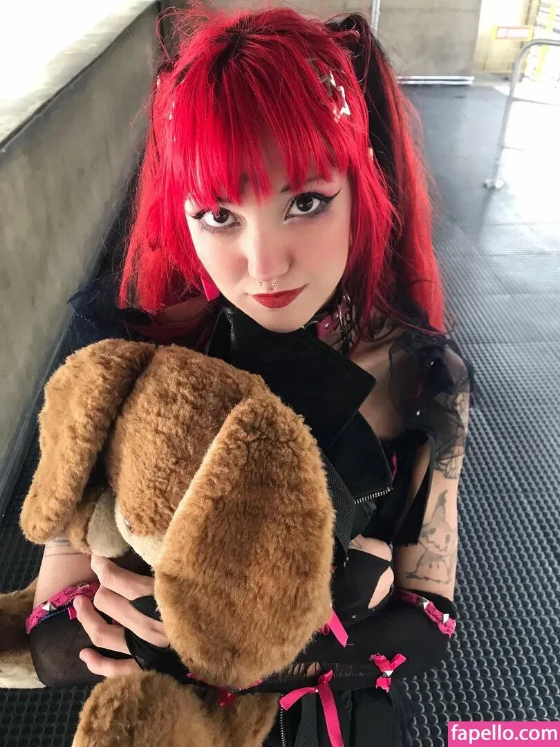 YoiFox Onlyfans Photo Gallery 