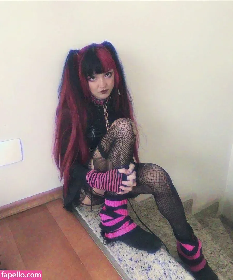 YoiFox Onlyfans Photo Gallery 