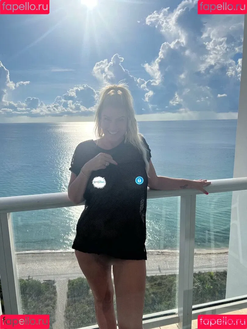 NurseGwennie Onlyfans Photo Gallery 