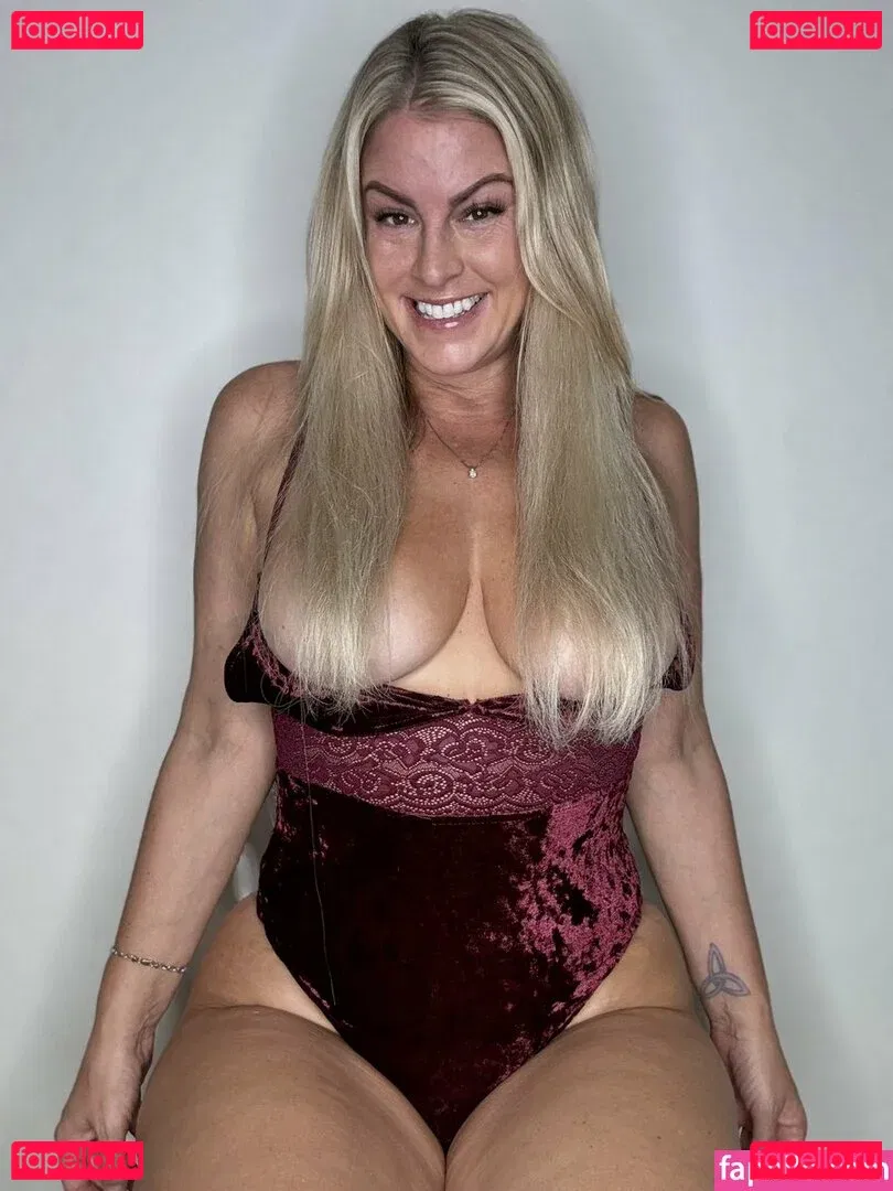 NurseGwennie Onlyfans Photo Gallery 