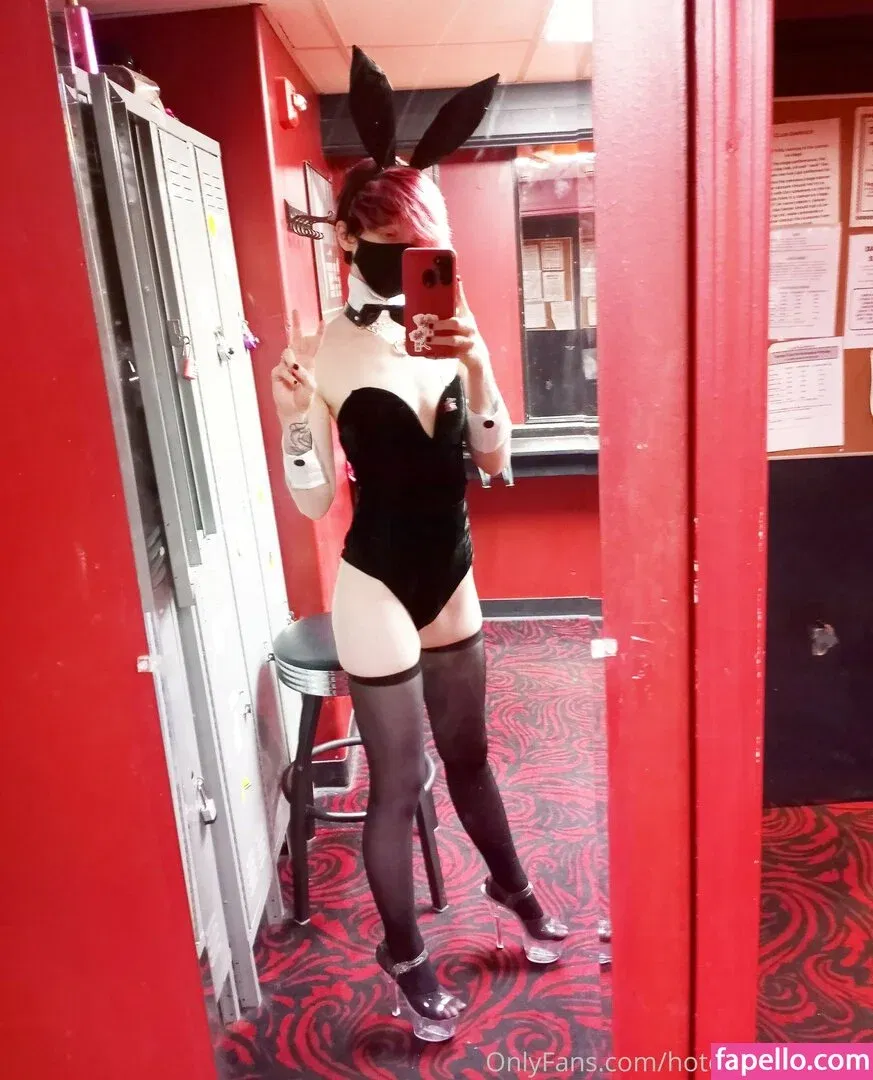 hotelbananamilk Onlyfans Photo Gallery 