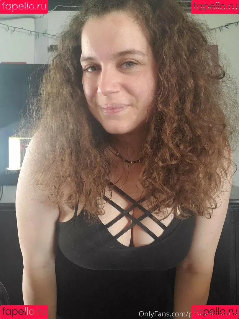 prettylittlecurls Onlyfans Photo Gallery 