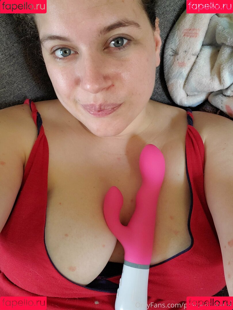 prettylittlecurls Onlyfans Photo Gallery 