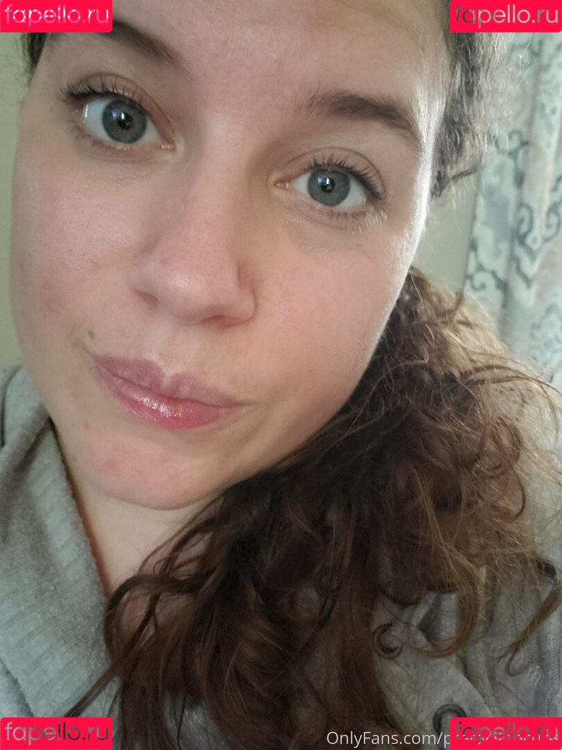 prettylittlecurls Onlyfans Photo Gallery 