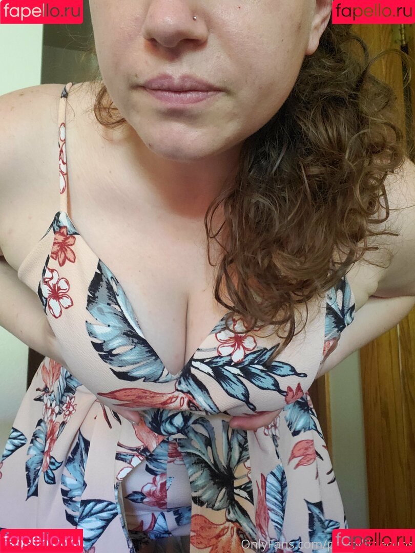 prettylittlecurls Onlyfans Photo Gallery 