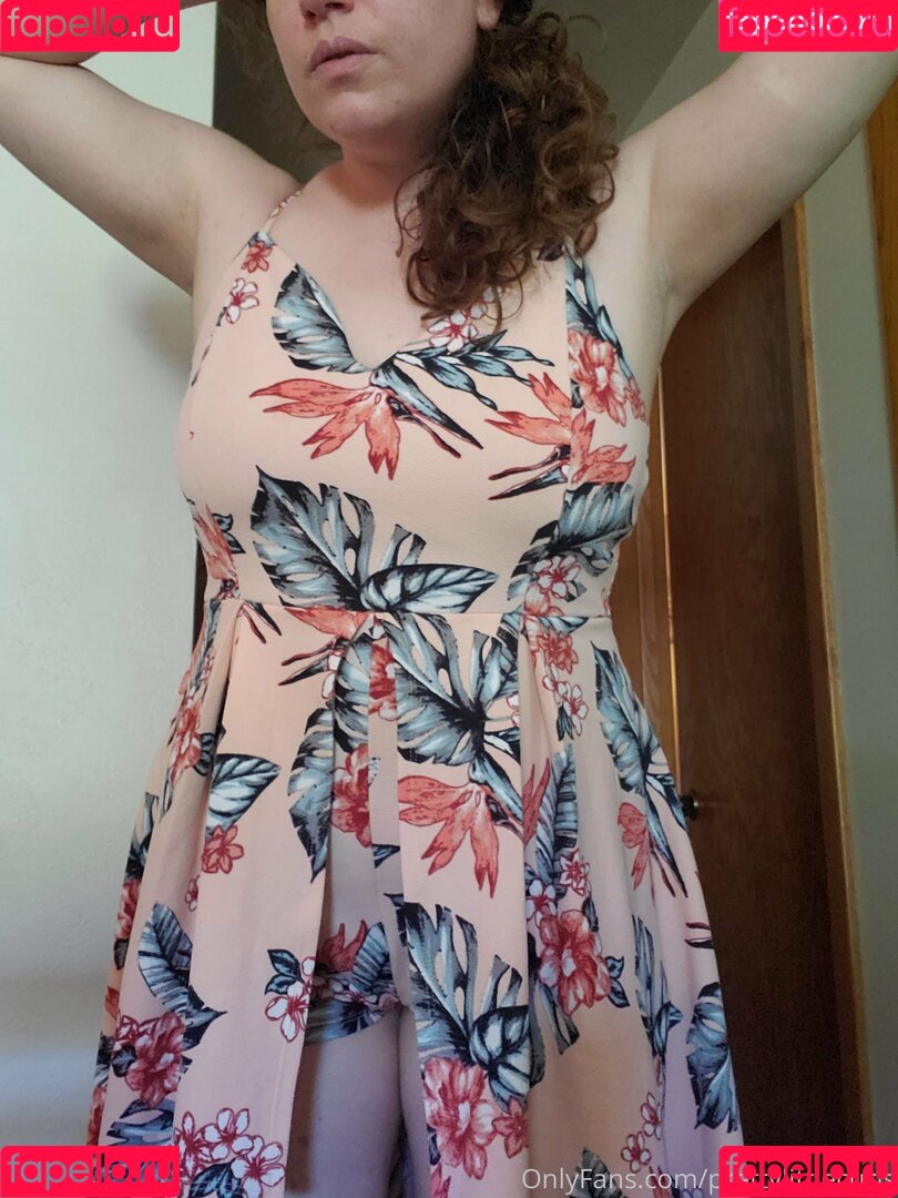 prettylittlecurls Onlyfans Photo Gallery 