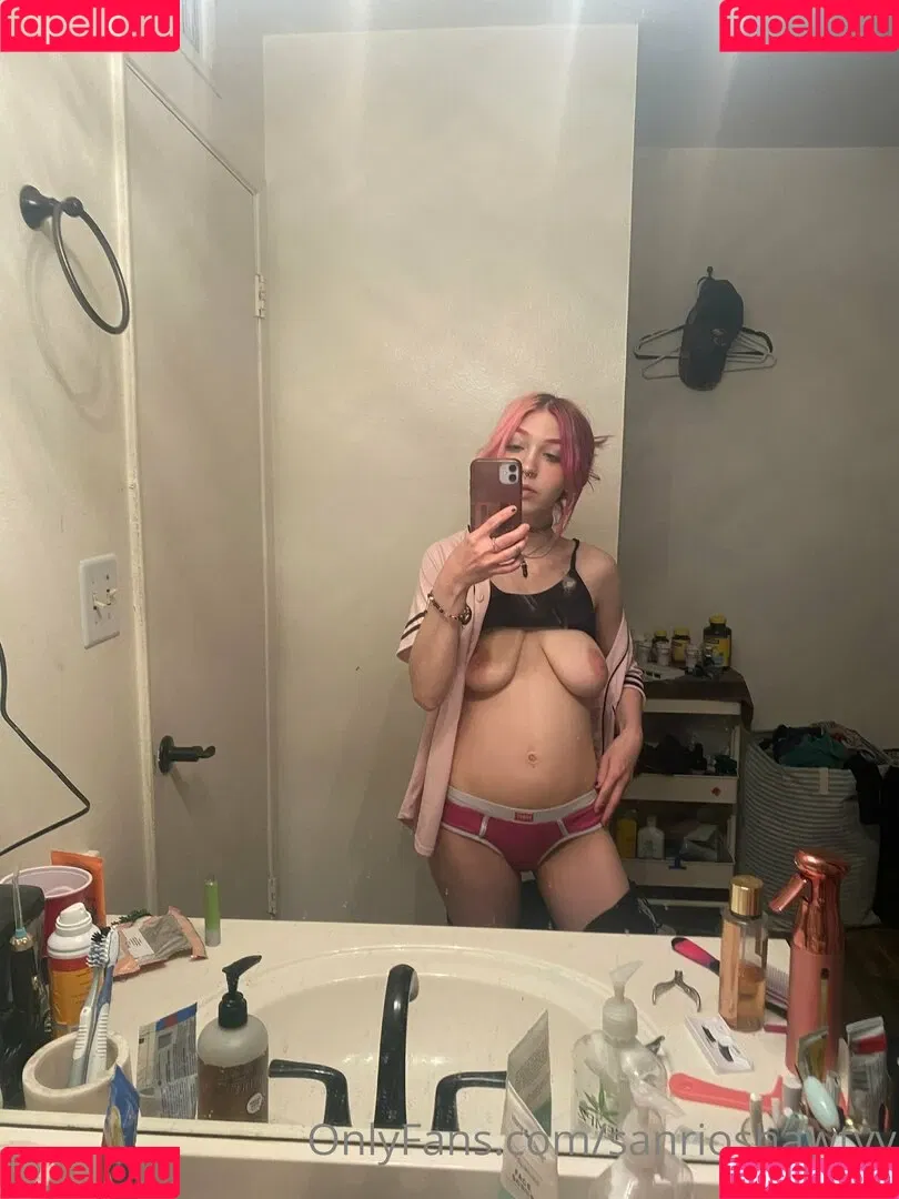 spookysanrihoe Onlyfans Photo Gallery 