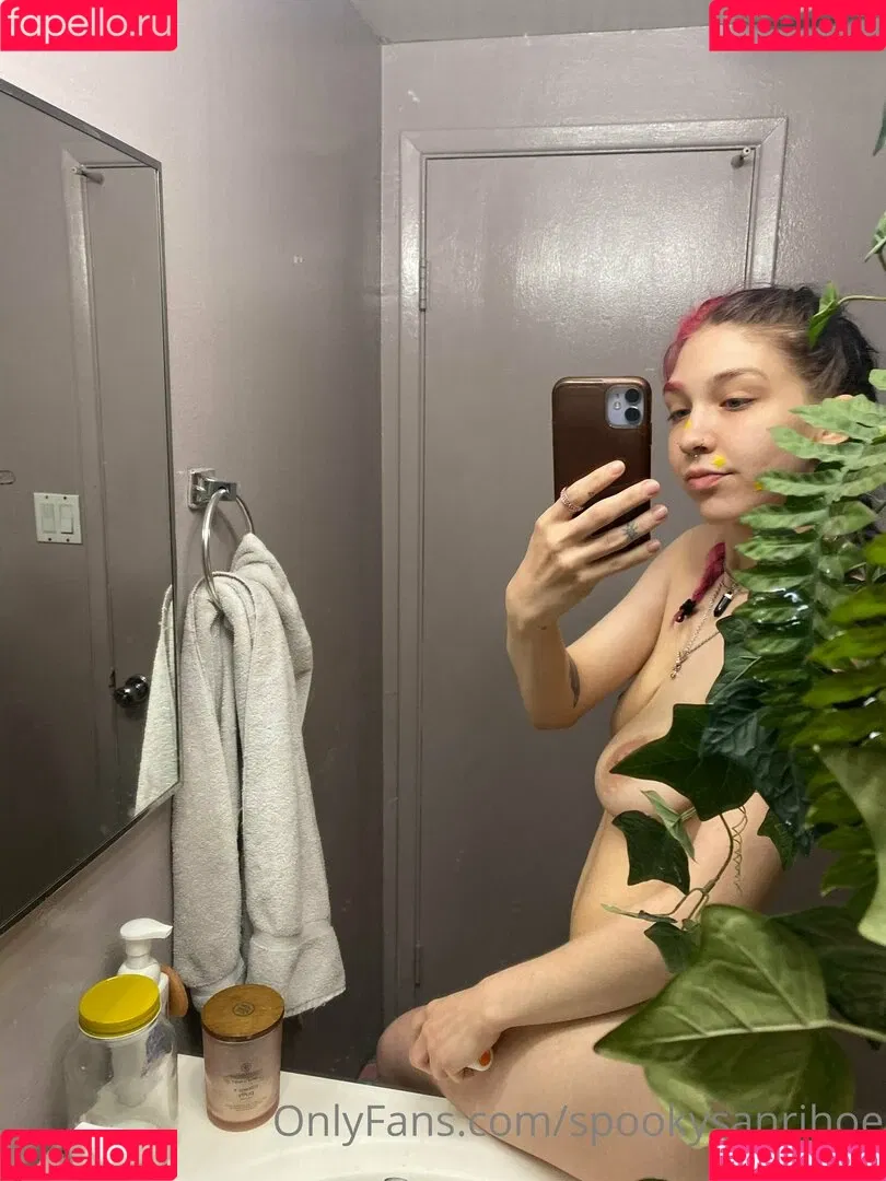 spookysanrihoe Onlyfans Photo Gallery 