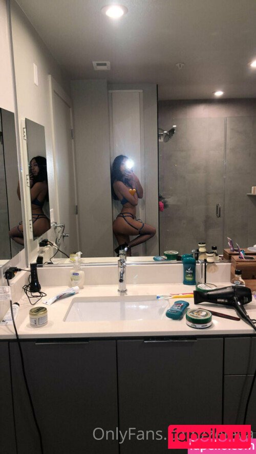 Zel3ya Nude Onlyfans Photo 47