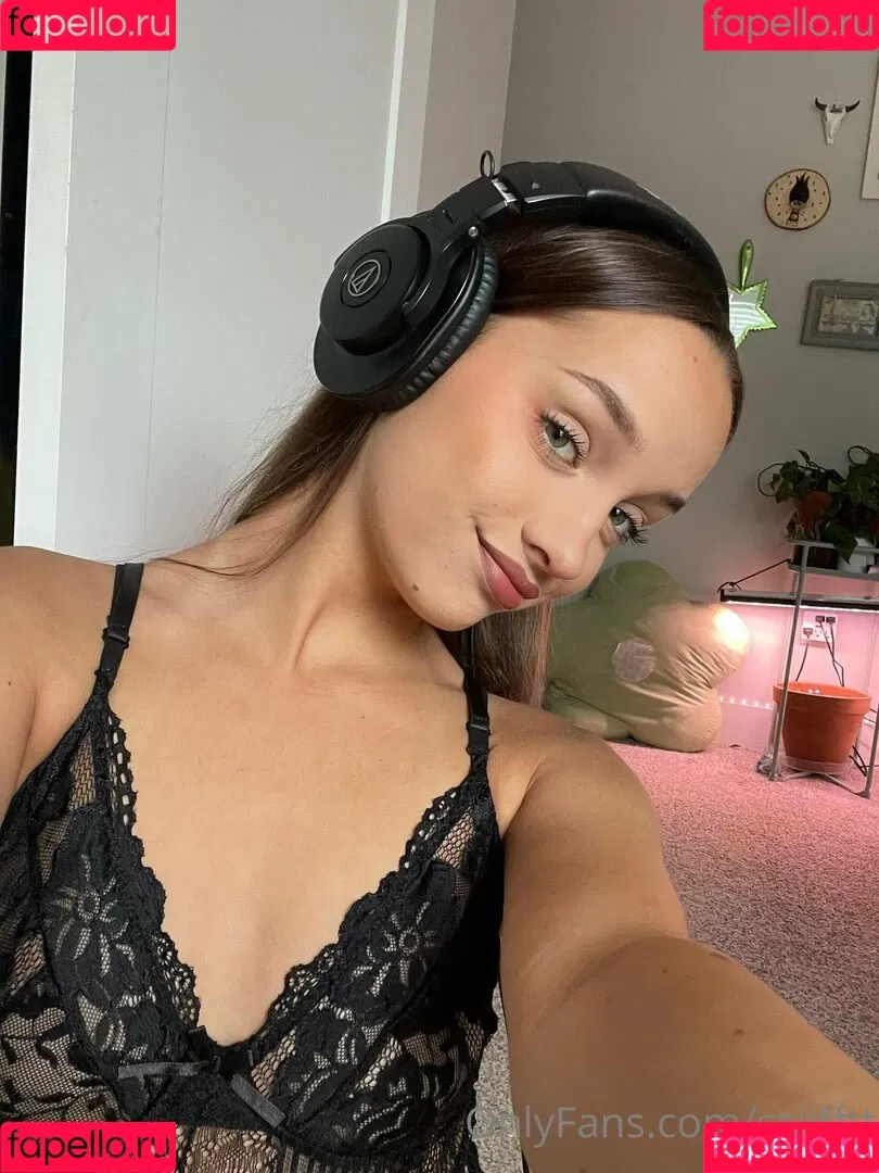 Flaurescent Onlyfans Photo Gallery 