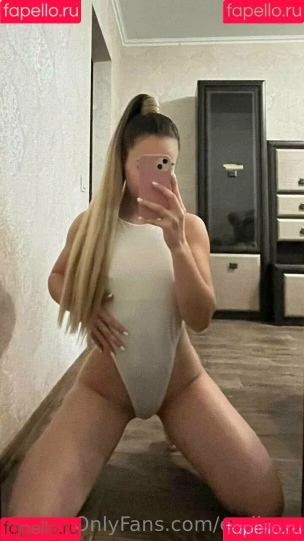emilyon Onlyfans Photo Gallery 