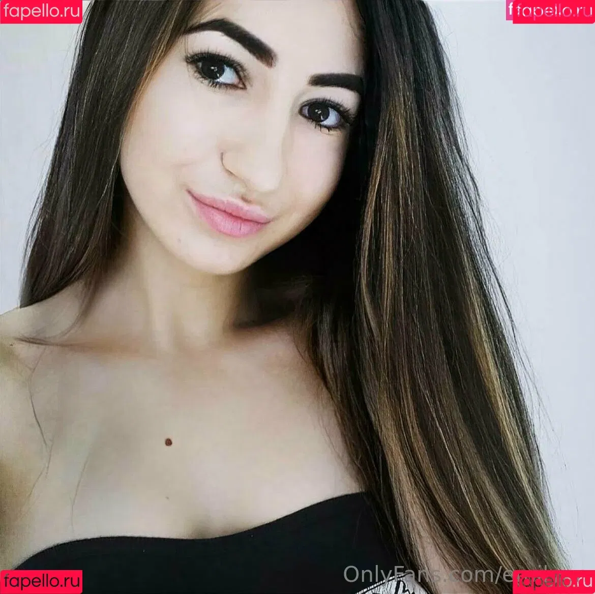 emilyon Onlyfans Photo Gallery 