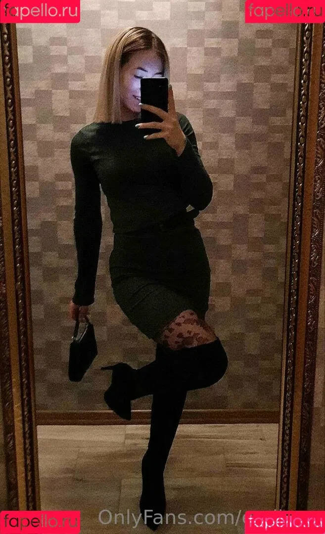 emilyon Onlyfans Photo Gallery 