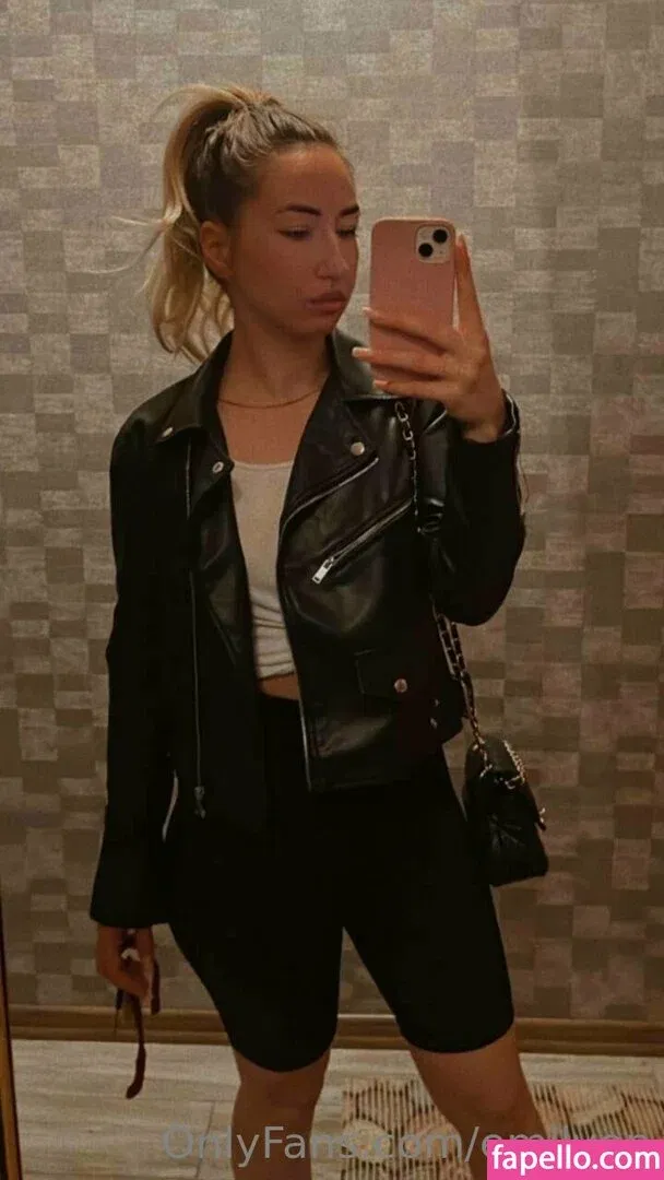 emilyon Onlyfans Photo Gallery 