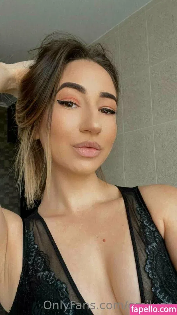 emilyon Onlyfans Photo Gallery 