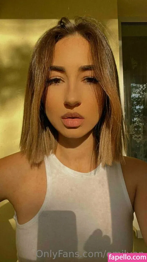emilyon Onlyfans Photo Gallery 