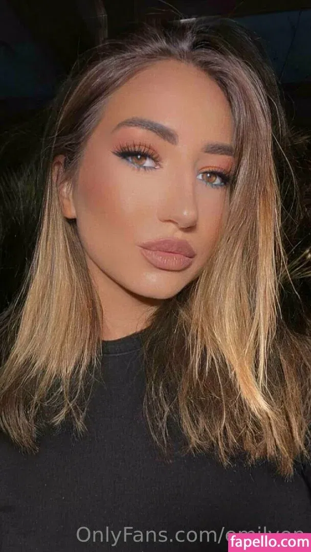 emilyon Onlyfans Photo Gallery 