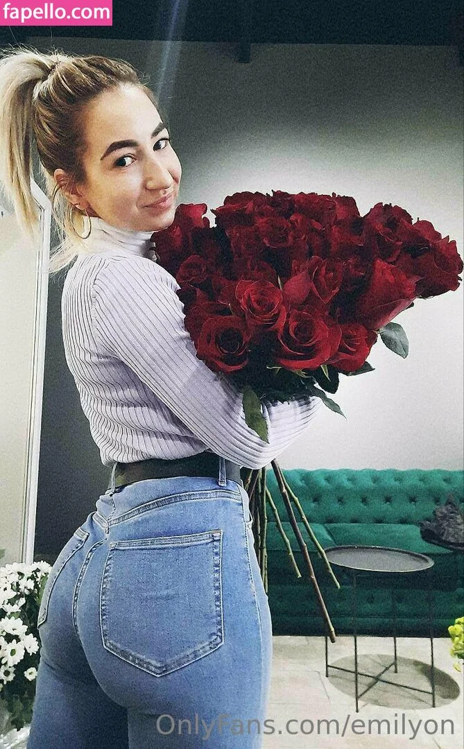 emilyon Onlyfans Photo Gallery 