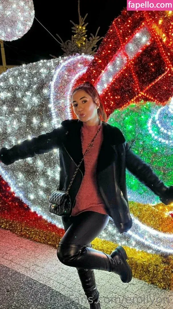 emilyon Onlyfans Photo Gallery 