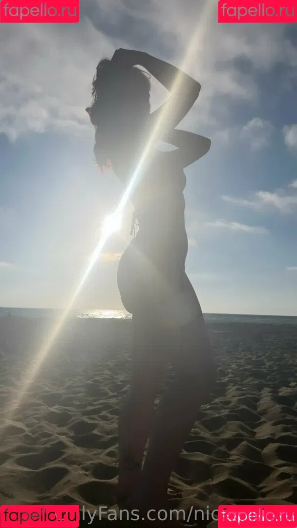 nicoletters Onlyfans Photo Gallery 