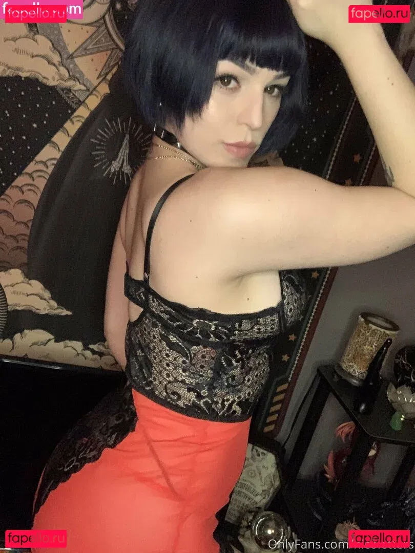 nicoletters Onlyfans Photo Gallery 