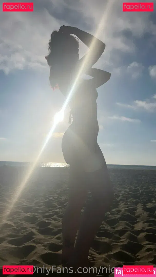 nicoletters Onlyfans Photo Gallery 