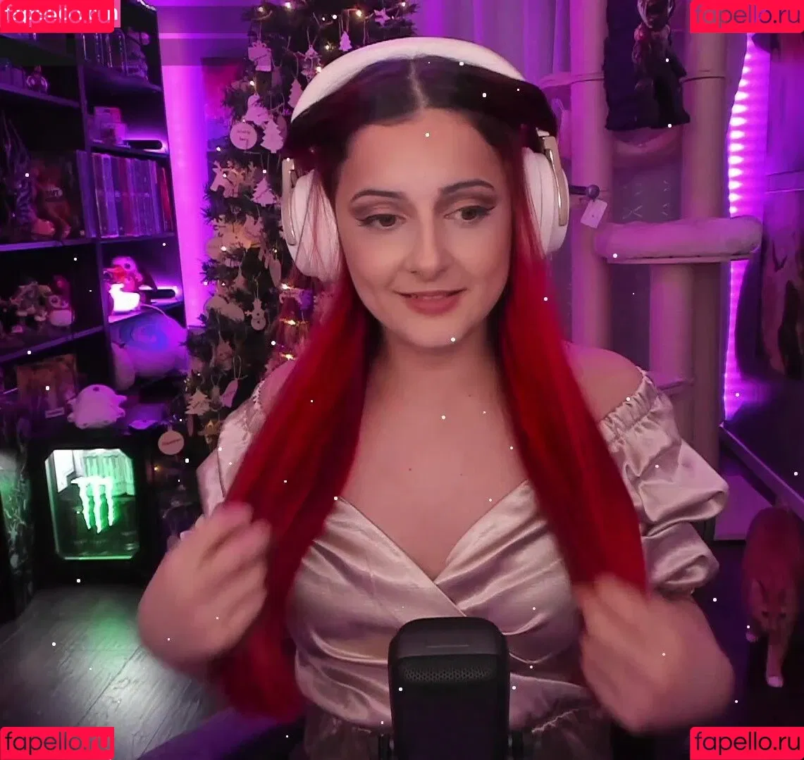AnnieFuchsia Onlyfans Photo Gallery 