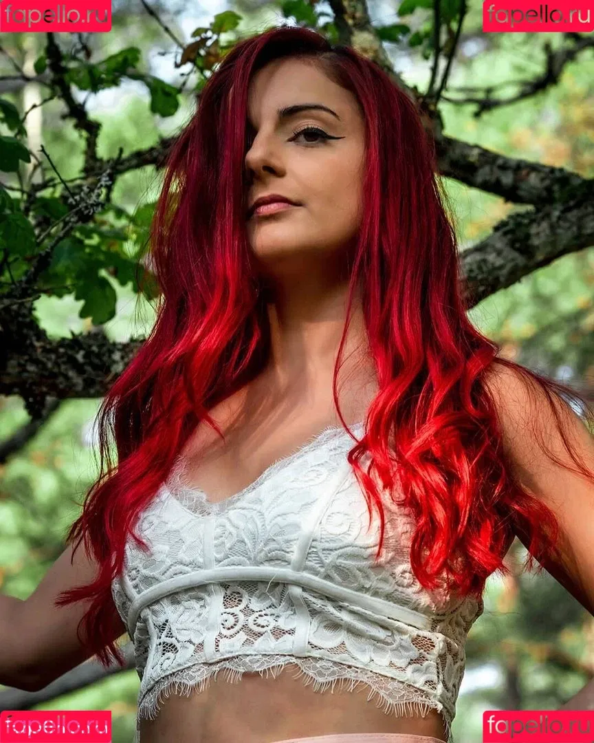AnnieFuchsia Onlyfans Photo Gallery 