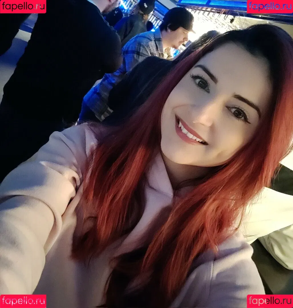 AnnieFuchsia Onlyfans Photo Gallery 