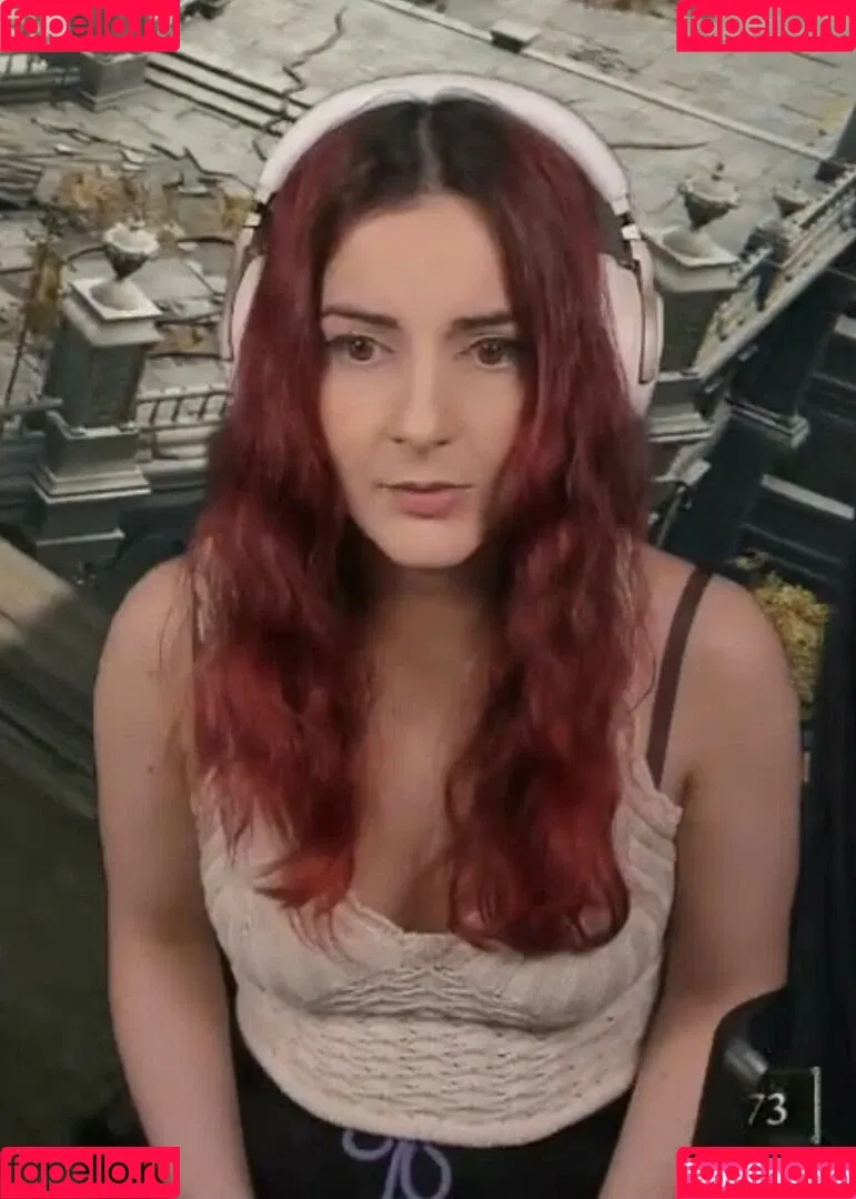 AnnieFuchsia Onlyfans Photo Gallery 